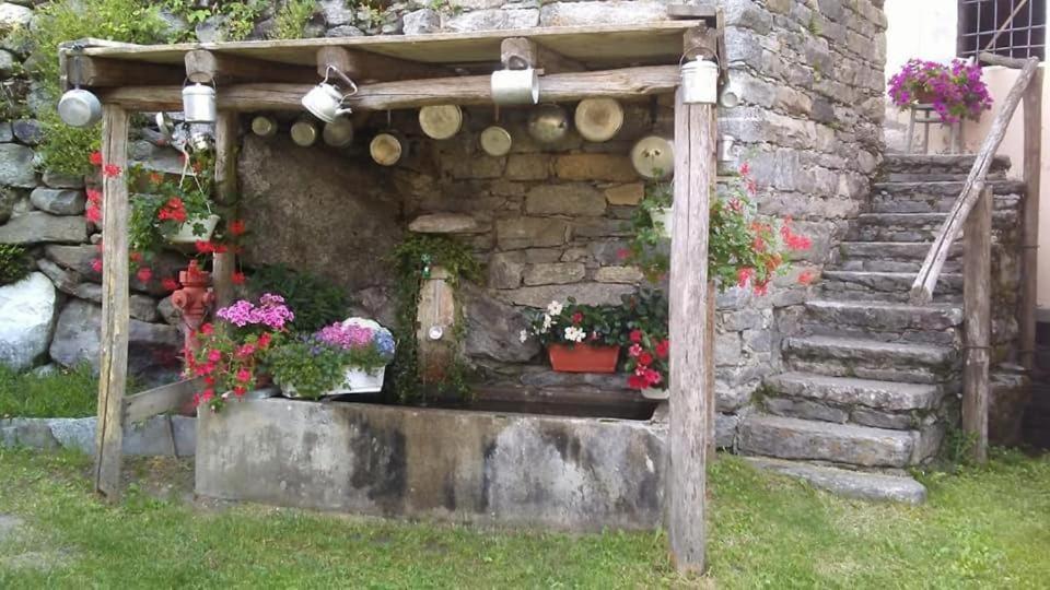 Casa Zizi Villa Crodo Eksteriør bilde